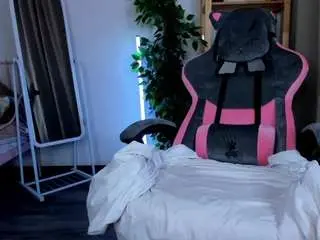 Amellia-soon  live sex cam