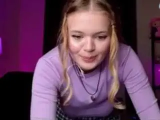 Elioraa  live sex cam