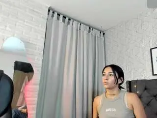 Valentinadesire  live sex cam