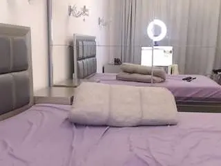 Ailinaioki  live sex cam