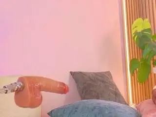 Alison-collins  live sex cam