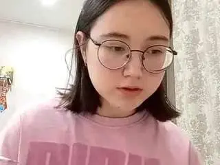 Astridvermilyea  live sex cam