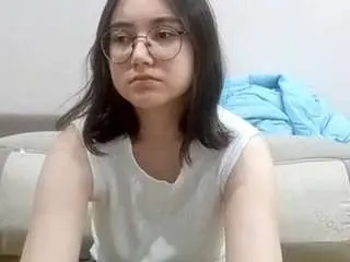 Astridvermilyea  live sex cam