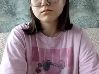 Astridvermilyea  live sex cam