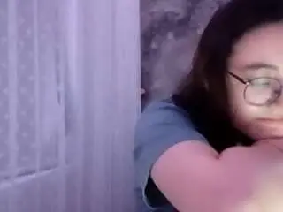Astridvermilyea  live sex cam