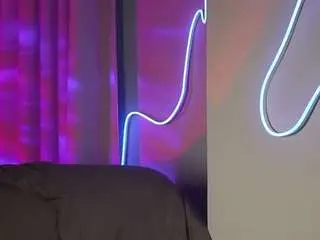 Linavelle  live sex cam