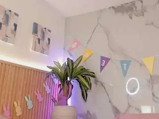 Nefer-titti  live sex cam