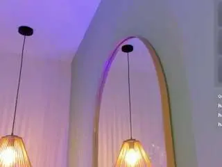 Cristalfoxy  live sex cam