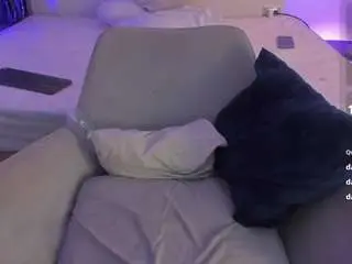 Cristalfoxy  live sex cam