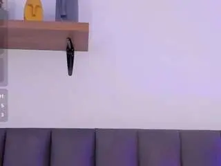 Cristalfoxy  live sex cam