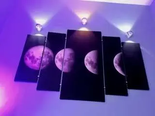Cristalfoxy  live sex cam