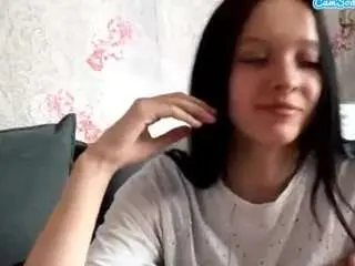 Hedybraaten  live sex cam