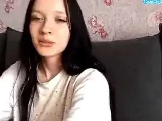 Hedybraaten  live sex cam