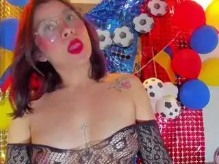 Karlaliones99  live sex cam