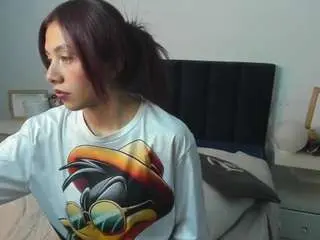 Melanie-rouxs  live sex cam