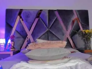 Nella-joly  live sex cam