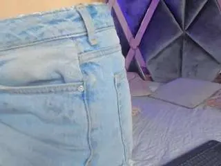 Nella-joly  live sex cam