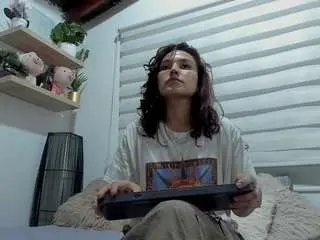 Nella-joly  live sex cam