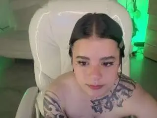 Niicole-fox2  live sex cam