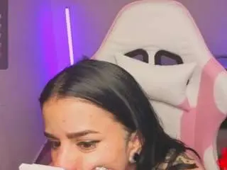 Niicole-fox2  live sex cam