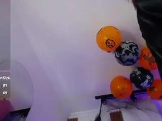 Charlotte-miles  live sex cam