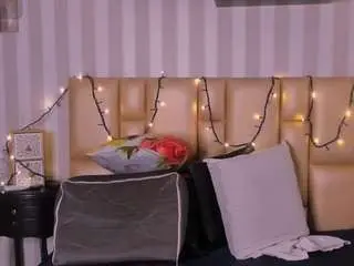 Darkhonney  live sex cam