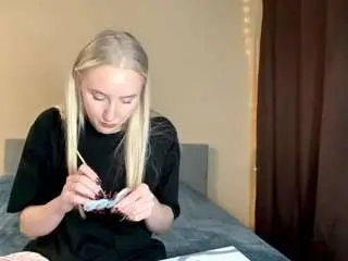 Lenniewoulard  live sex cam