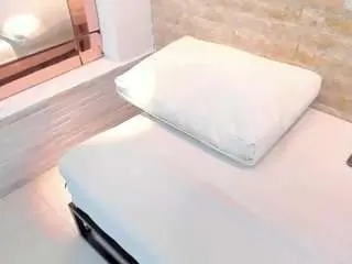 Sasha-wayne  live sex cam