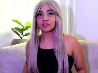 Dulcequeen  live sex cam