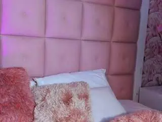 Dulcequeen  live sex cam