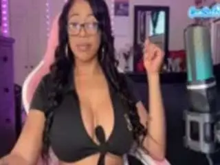 Mariah-brook  live sex cam