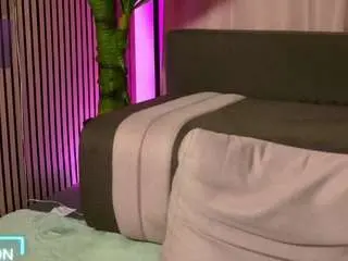Melaniatress  live sex cam