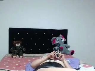 Ross-violet  live sex cam