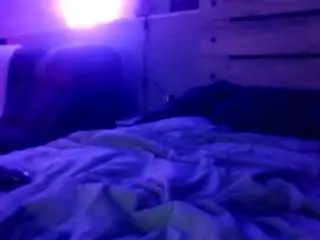 Dannieeaist  live sex cam