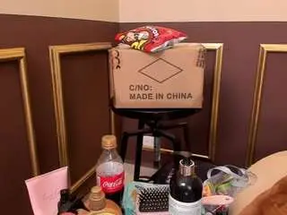 Morganlake  live sex cam