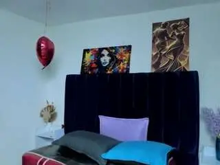 Vicky-thompons  live sex cam
