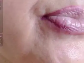 Erika-lois  live sex cam