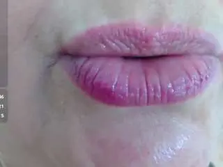 Erika-lois  live sex cam