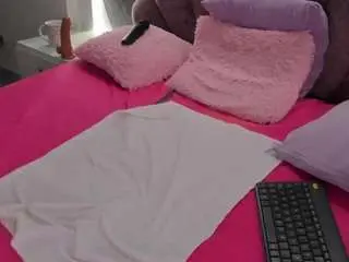 Kinky-valeria  live sex cam