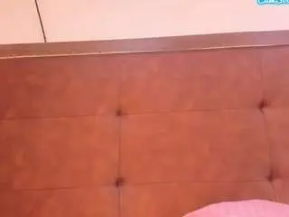 Macarena18  live sex cam