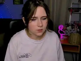 Mia-lay  live sex cam