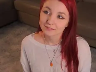 Ermasahota  live sex cam