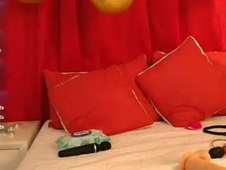 Girlamada  live sex cam