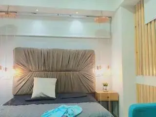 Girlamada  live sex cam