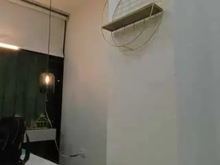 Girlamada  live sex cam