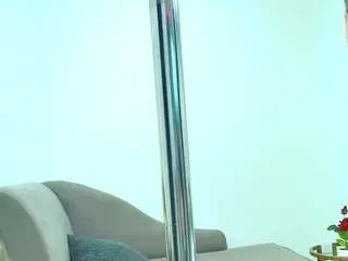 Girlamada  live sex cam