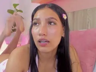 Nina-blake  live sex cam