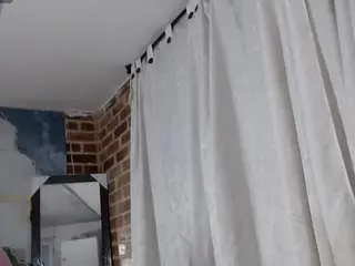 Shirleyhot  live sex cam