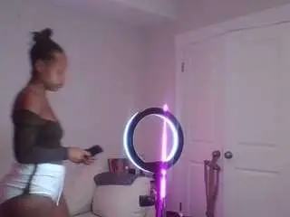 Goddessroyale  live sex cam