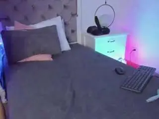 Mika-doll  live sex cam